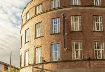 Kabannas Newcastle allows 18 year olds to book a room