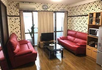 Cozy Family room KY apartment has Balcony rooms