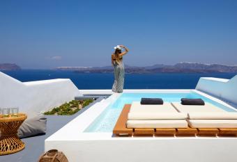 Phos The Boutique allows 18 year olds to book a room