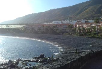 Aptos. Mar de Plata allows 18 year olds to book a room