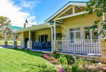 Saints Rest has Balcony rooms