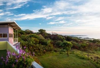 Purple Haze Eco Lodge allows 18 year olds to book a room
