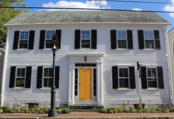 The Sailmaker's House has Balcony rooms