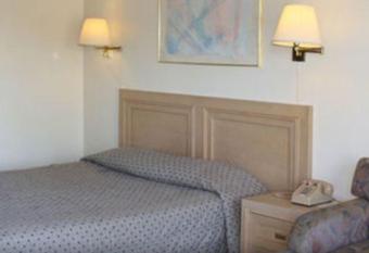 Sierra Inn has Balcony rooms