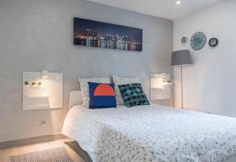 studio part dieu has Balcony rooms