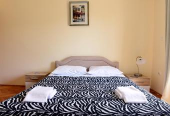 Sobe Tivat allows 18 year olds to book a room
