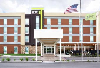 Home2 Suites by Hilton Indianapolis South Greenwood has Balcony rooms