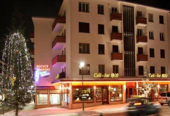 Apartment Rue Centrale has Balcony rooms