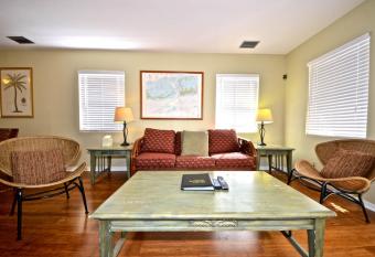 Casa Havana @ Duval Square R22 has Balcony rooms