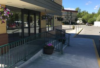 Americas Best Value Inn & Suites Anchorage Airport has Balcony rooms