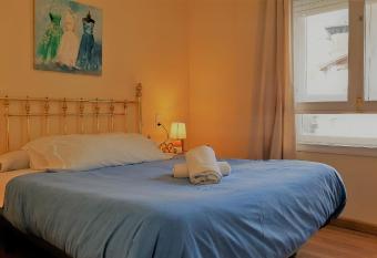 TODOSIERRANEVADA ZONA BAJA - EDIFICIO ALHAMBRA - Junto a los Telecabinas has Smoking rooms