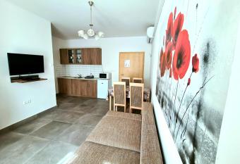 Regina Apartman Hegyk   has Balcony rooms