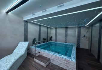 Five Apartments has Balcony rooms