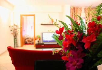 Casa vacanze Giusy has rooms with a private hot tub