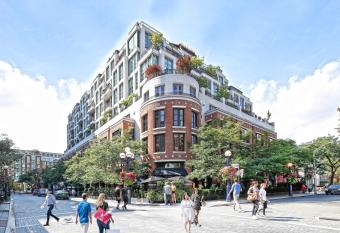 The Hazelton Hotel has Balcony rooms