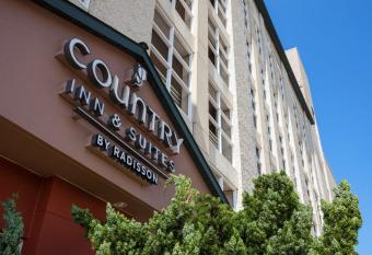 Country Inn & Suites by Radisson, Virginia Beach has Balcony rooms