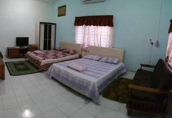Dhia Irdina Homestay has Balcony rooms