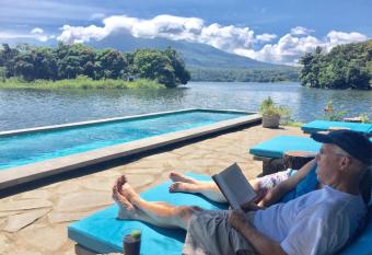 Isleta El Recedo, Entire Island with Personal Staff has Balcony rooms