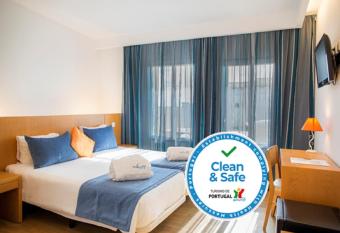 Hotel Mira Sagres allows 18 year olds to book a room