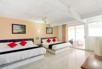 Hotel Del Pescador allows 18 year olds to book a room