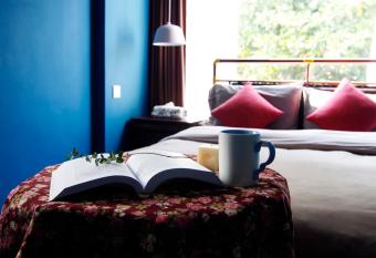 Hangzhou JiuYueJi Bed&Breakfast has Balcony rooms