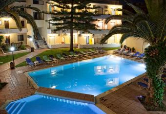 Cretan Sun has Balcony rooms