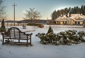 Hubertus Dw  r My  liwski has Balcony rooms