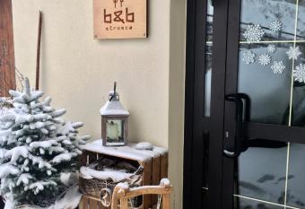 Etrusca Polsa has Balcony rooms