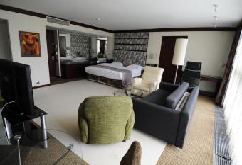 Ontur Butik Hotel allows 18 year olds to book a room