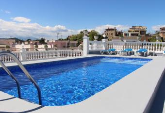 Apartamentos Las Americas - Blanes Beach has Balcony rooms