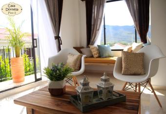 Casa Dornella - Casa de Hospedaje allows 18 year olds to book a room