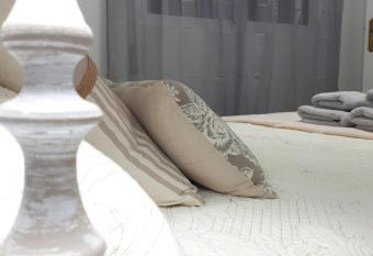 Piso Camino de Santiago 2 has Balcony rooms