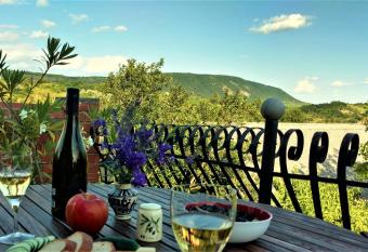 Panor  ma Apartman has Balcony rooms