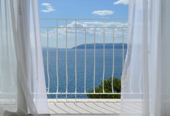 Hotel Osejava has Balcony rooms