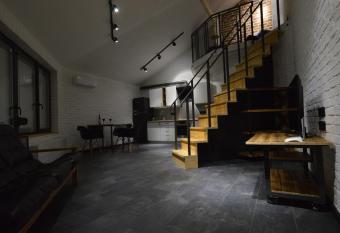 Air Loft Apartment allows 18 year olds to book a room