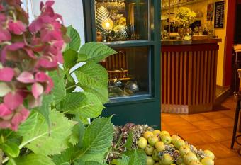 B&B Pizzeria Zur Traube has Balcony rooms