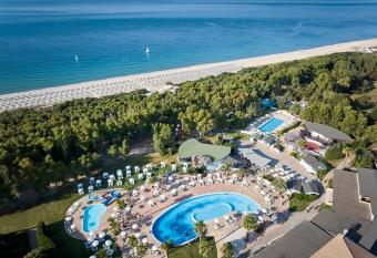 Seren   Resort has Balcony rooms