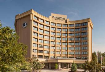 The Brookhaven Atlanta Hotel allows 18 year olds to book a room