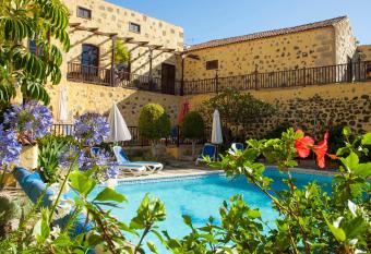 La Bodega Casa Rural, Tenerife. allows 18 year olds to book a room
