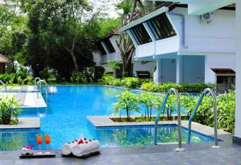 Nihara Resort and Spa Cochin has Balcony rooms