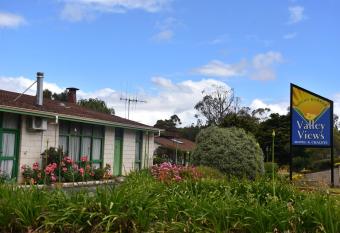 Mount Barker Valley Views Motel & Chalets, Western Australia has Balcony rooms