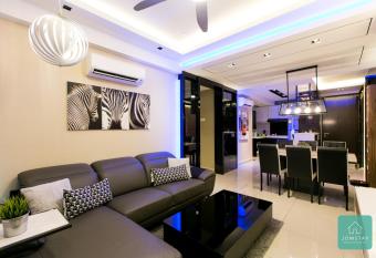 Jomstay Majestic Premier Suites Ipoh Town has Balcony rooms