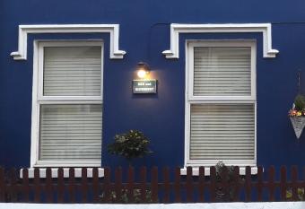 Blueberry Two Bedroom Suite allows 18 year olds to book a room