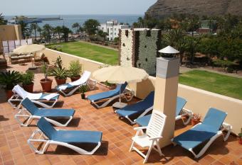 Hotel Torre Del Conde has Balcony rooms