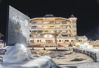 Traumhotel Alpina Superior Yoga Ayurvedahotel has Balcony rooms