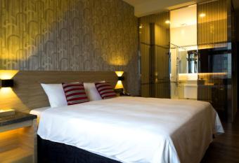 Yu Chun Hotel has Balcony rooms