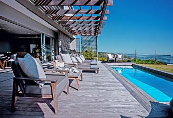 Romans Villa allows 18 year olds to book a room