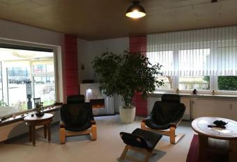 Maxbed allows 18 year olds to book a room