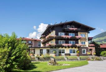 Garni R  sslhof has Balcony rooms