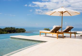 Hotel Three Sixty - Adults Only allows 18 year olds to book a room